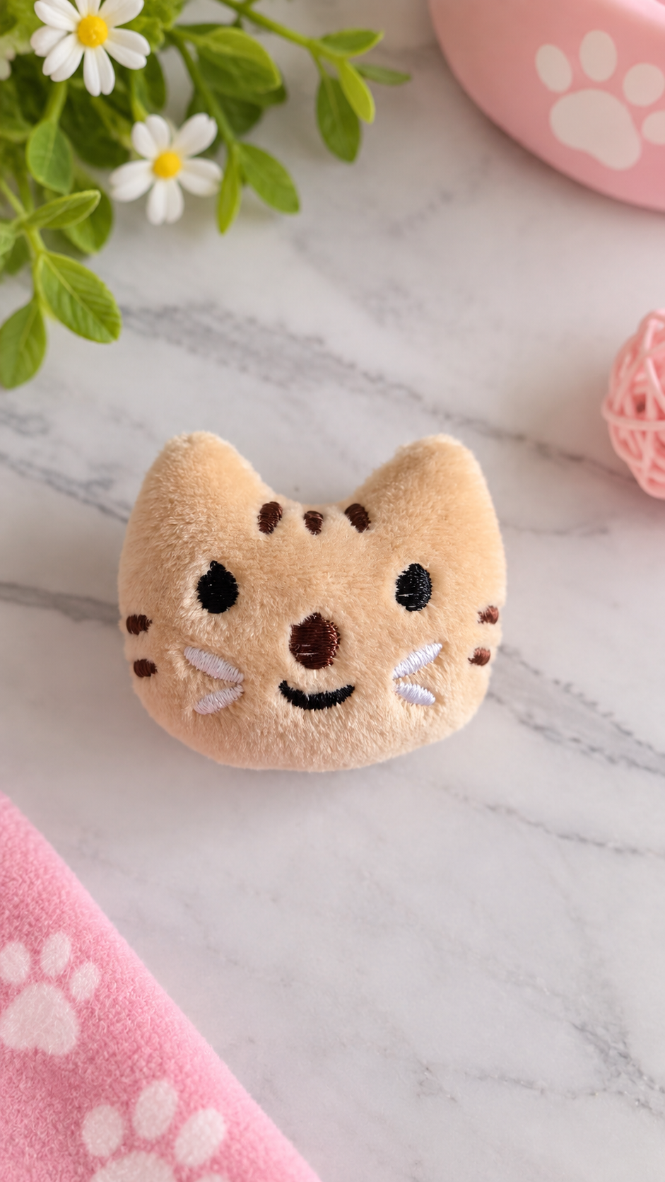 Mini peluches à l’herbe à chat – Modèles au choix